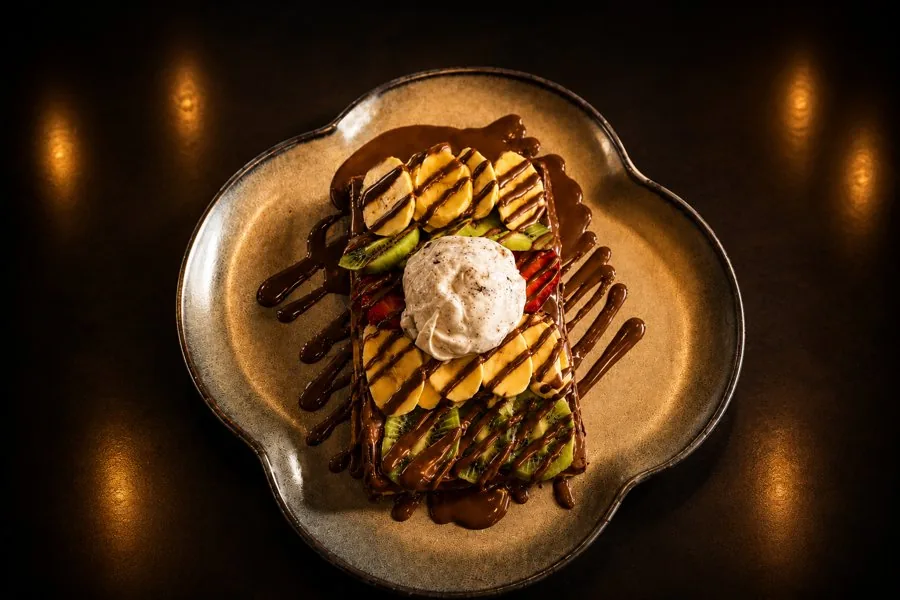 Madre Özel Waffle Dondurmalı